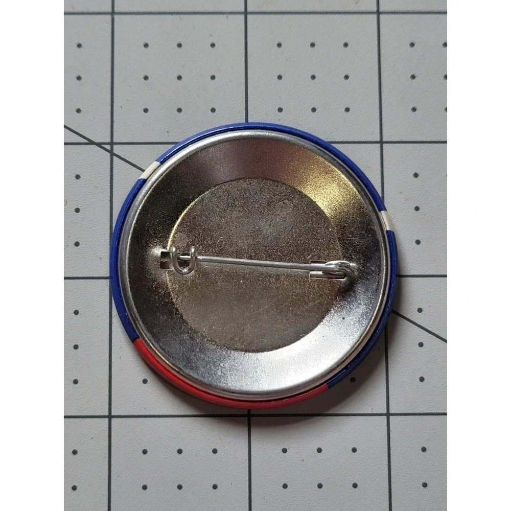 MOC VFW Order Of The Cootie Scholarship 1985 Pin Back Button - Picture 2 of 2